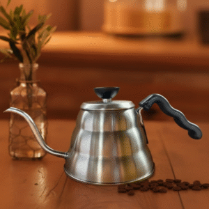 Chaleira em aço inox Marca Hario modelo Buono Flavors (600ml)